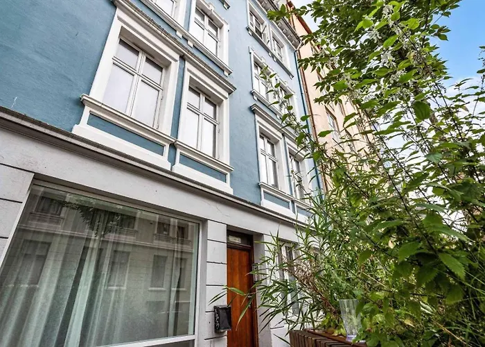 Cozy By The Bus Station Vakantiehuis