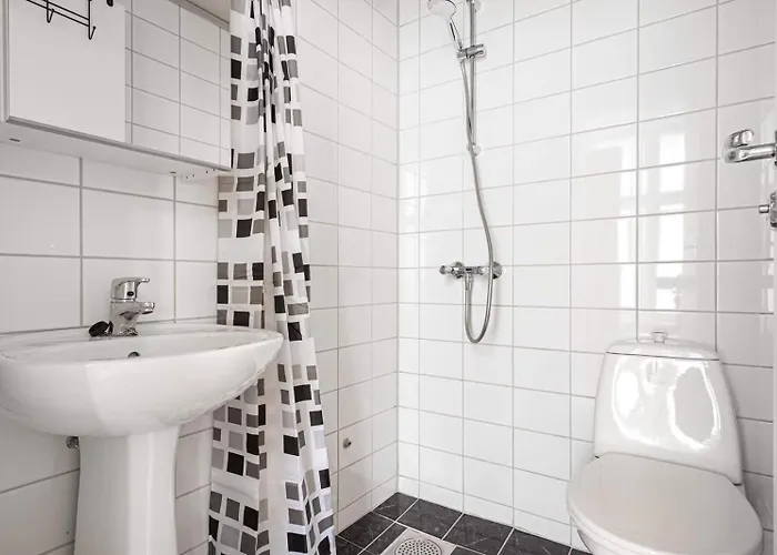 Cozy By The Bus Station Bergen